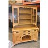 Image 2 : VINTAGE BUFFET AND HUTCH