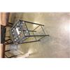 Image 2 : BLACK METAL PLANTSTAND