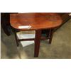 Image 2 : VINTAGE D TABLE