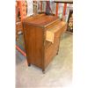 Image 3 : VINTAGE 4 DRAWER HIGHBOY DRESSER