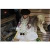 Image 1 : COLLECTIBLE PORCELAIN DOLL ESTATE LINENS AND BOOT