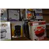 Image 2 : LARGE LOT OF KITCHEN APPLIANCES