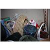 Image 2 : BOX OF PURSES AND BOX OF CHRISTMAS DECOR
