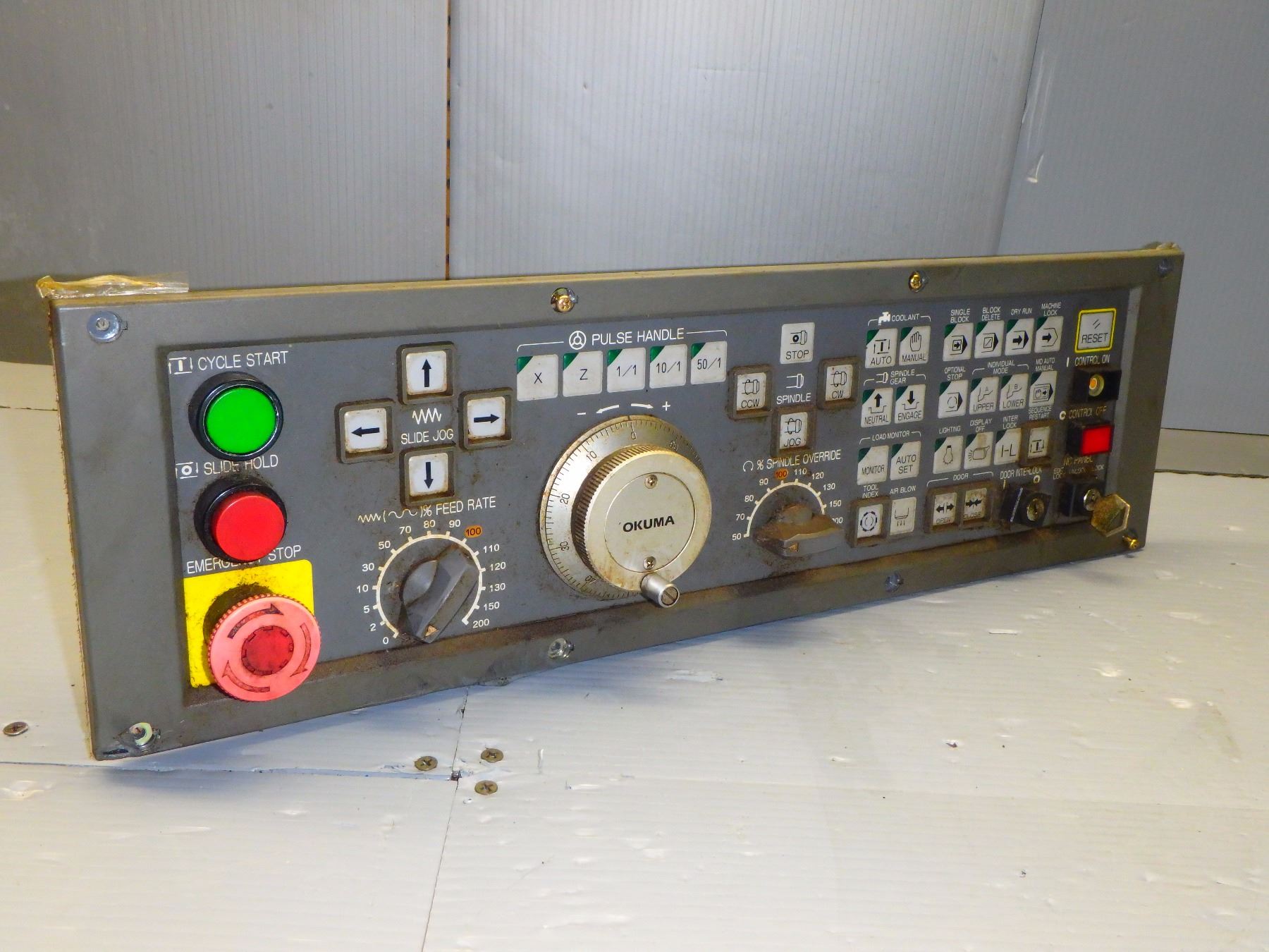OKUMA E0105-566-055-3 OSP MACHINE PANEL 7000L-S