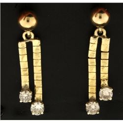 .9ct TW Dangle Diamond Earrings