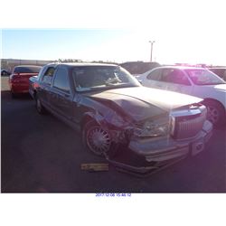 1995 - LINCOLN TOWN CAR