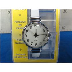 New womens quartz watch