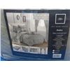 Image 1 : New Chic 24 PIECE KING comforter set