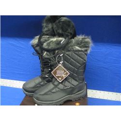 New Snowtech winter boots size 9 waterproof / windproof