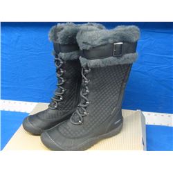 New J sport womens size 6 winter boots