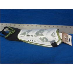 New Striker soccer shin gaurds ages 6--12