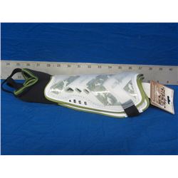 New Striker soccer shin gaurds ages 6--12