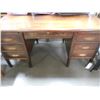 Image 1 : 7 DRAWER DESK 59.5"W X 34"D X 31"H