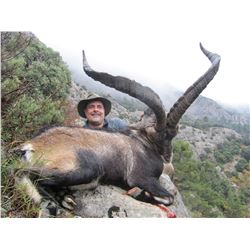 Five Day Hunt in Spain for 1 Hunter and 1 Non-hunter