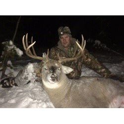 Alberta – 5 Day – Whitetail Deer Hunt for One Hunter