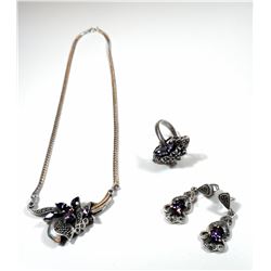 Set of 925 sterling silver jewels with amethyst settings