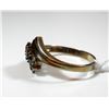Image 2 : K8 gold ring with 3 green gemstone settings
