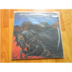 VINYL RECORD - BLUE OYSTER CULT - SOME ENCHANTED EVENING - AL 35563 & JC 35563 - CANADA - JACKET BAC