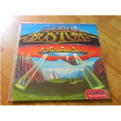 VINYL RECORD - BOSTON - DON'T LOOK BACK - BL 35050 - EPIC RECORDS