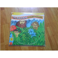 VINYL RECORD - THE BEACH BOYS - ENDLESS SUMMER - 2LP'S - SVBB 11307- condition - fair