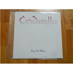 VINYL RECORD - CINDERELLA - LONG COLD WINTER - 834 612-1- condition - really good