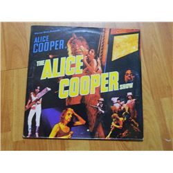 VINYL RECORD - ALICE COOPER - THE ALICE COOPER SHOW - KBS 3138- condition - fair