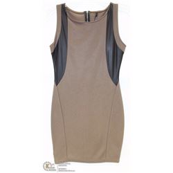 SIZE MEDIUM BROWN WITH LEATHERETTE ACCENT