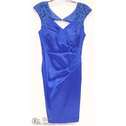 SIZE SMALL FORM FITTING SEQUENCE SHOULDER