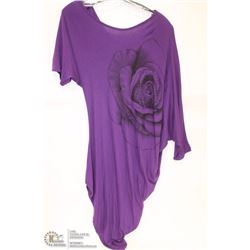 SIZE XLARGE ASYMMETRICAL TSHIRT STYLE MID LENGTH