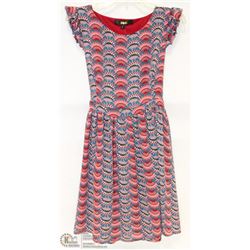 SIZE LARGE CHIFFON CAP SLEEVE PRINT DRESS WITH