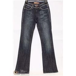 CELLO JEANS SIZE 1 LOW RISE FLARE CUT JEANS