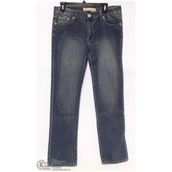 BOTAN SIZE 13 MEDIUM RISE BOOT CUT DISTRESS JEANS