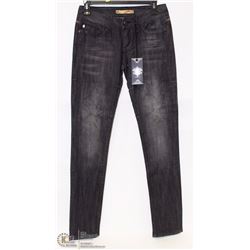 CIELO SIZE 13 BLACK SKINNY MID RISE