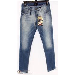 CELLO SIZE 1 LIGHT WASH SKINNY JEAN