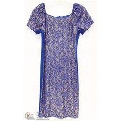 SIZE SMALL FORM FITTING OFF SHOLDER BLUE SHIMMER