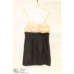 SIZE MEDIUM SPAGEHETTI STRAPP COCKTAIL DRESS