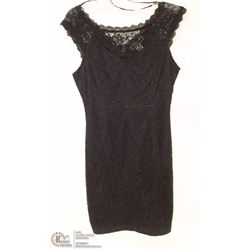 SIZE LARGE BLACK LACE SLEEVELESS COCKTAIL DRESS