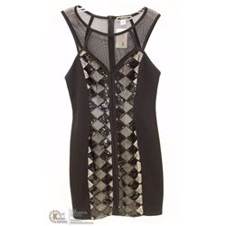 SIZE LARGE SLEEVELESS SHORT COCKTAIL DRESS