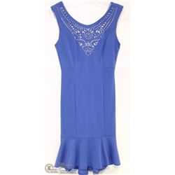 SIZE SMALL BLUE MID LENGTH FLAPPER STYLE DRESS