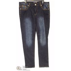 DB JEANS SIZE 14 MED HIGH RISE STRAIGHT LEG SLIGHT