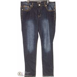 DB JEANS SIZE 14 MED HIGH RISE STRAIGHT LEG SLIGHT