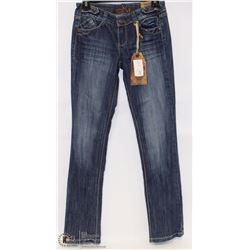 NISSI JEANS SIZE 3 MED-LOW RISE STRAIGHT LEG DUO