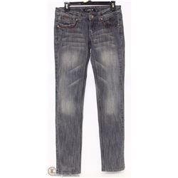 EZ IMPORTS SIZE 28 LOW RISE STRAIGHT LEG JEANS