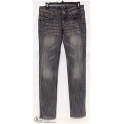 EZ IMPORTS SIZE 27 LOW RISE STRAIGHT LEG JEANS