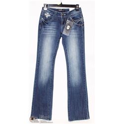 CIELO JEANS SIZE 9 BOOT CUT BEDAZZLING ON BACK
