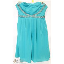 SIZE SMALL TEAL STRAPLESS EMPIRE WAIST PLEATED DR