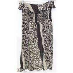 SIZE SMALL OFF THE SHOULDER MINI DRESS WITH BLACK