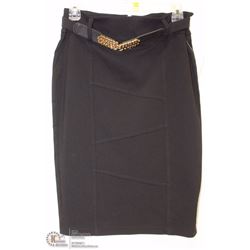 SIZE LARGE MID LENGTH BLACK PENCIL SKIRT WITH GOLD