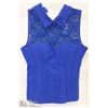 Image 1 : SIZE LARGE BLUE CORSET STYLE TOP, WITH LACE CHEST