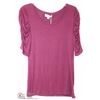 Image 1 : SIZE LARGE ROUCHED 3/4 SLEEVES, SCOOP NECK TOP